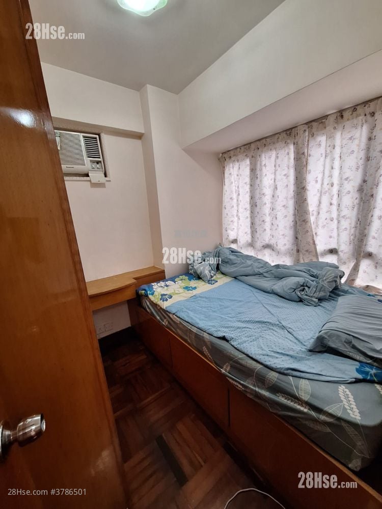 聚贤大厦 租盘 2 房 , 1 浴室 329 平方尺