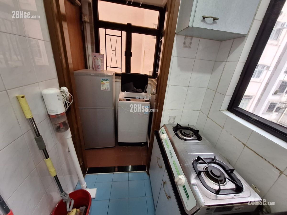 聚贤大厦 租盘 2 房 , 1 浴室 329 平方尺