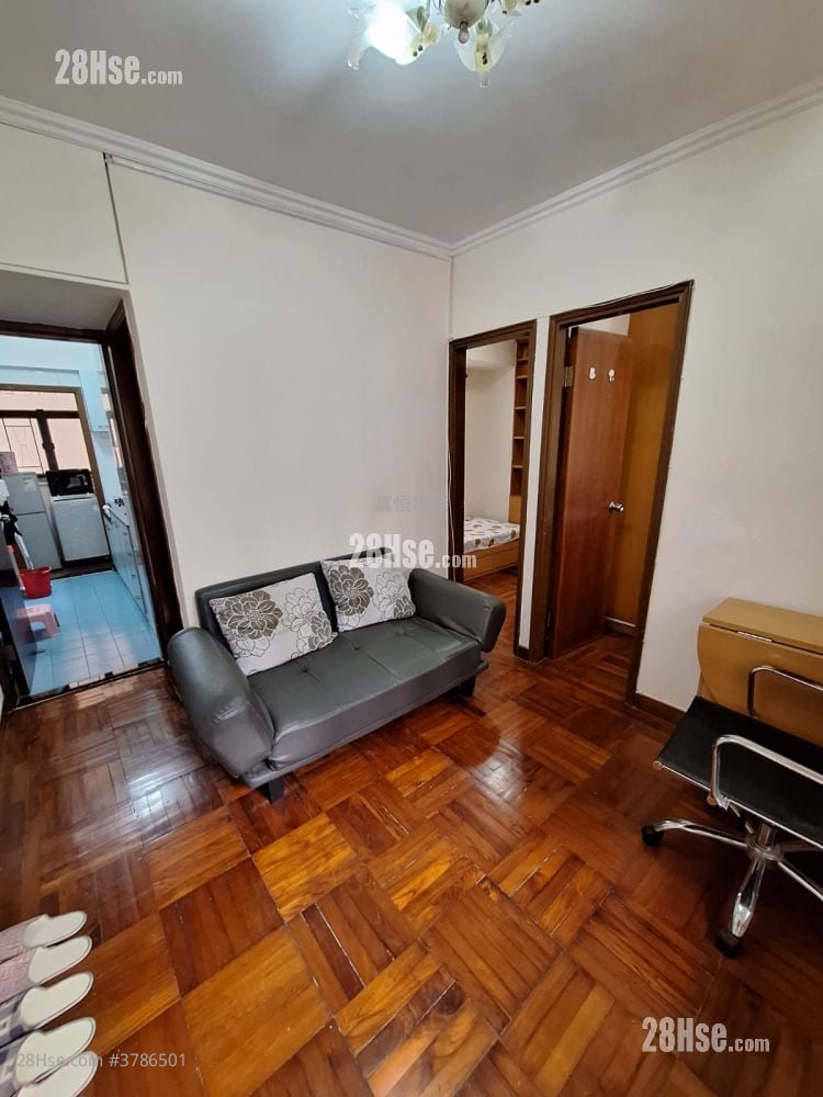 聚贤大厦 租盘 2 房 , 1 浴室 329 平方尺