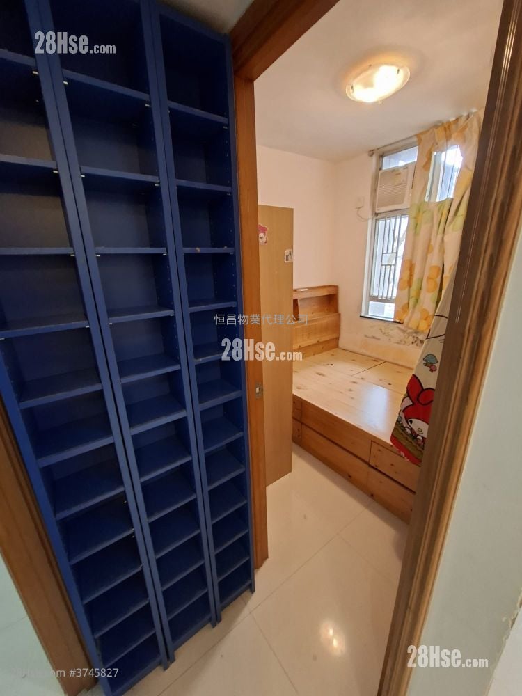 Tin Ma Court Sell 351 ft²