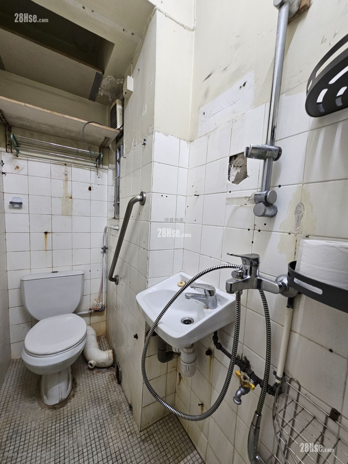 Apartment Sell 2 Bedrooms , 1 Bathroom 374 ft²