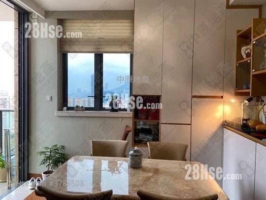 Ultima Sell 3 Bedrooms 894 ft²