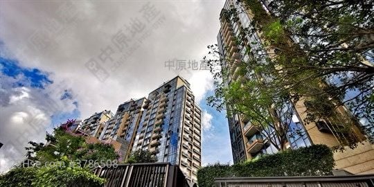 Ultima Sell 3 Bedrooms 894 ft²