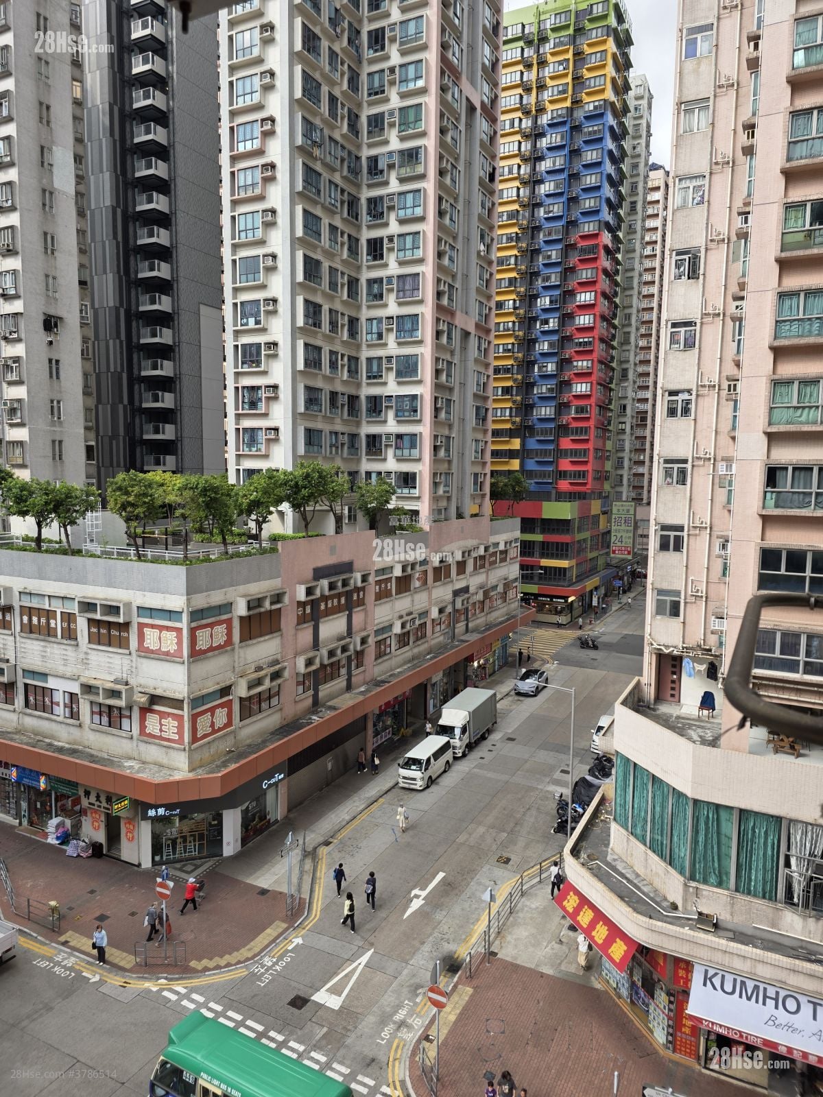 Cheung Wah Court Rental 2 Bedrooms , 1 Bathroom 309 ft²