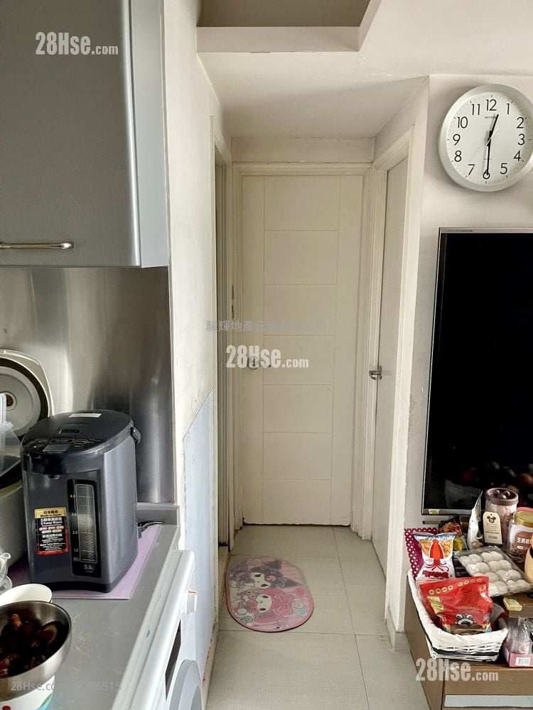 Shun Lee Building Sell 2 Bedrooms , 1 Bathroom 365 ft²