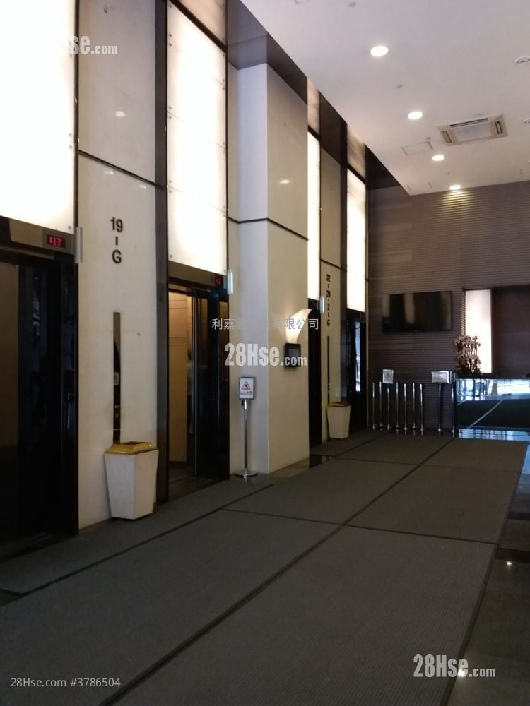 Ford Glory Plaza Sell