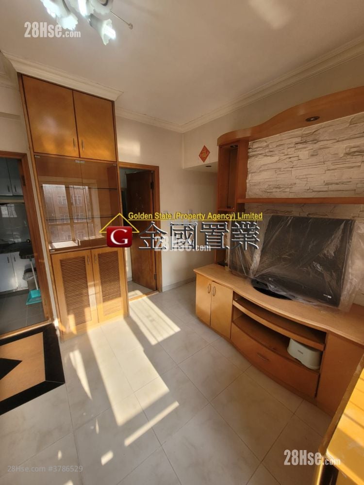 Hung Cheung Building Rental 2 Bedrooms , 1 Bathroom 322 ft²