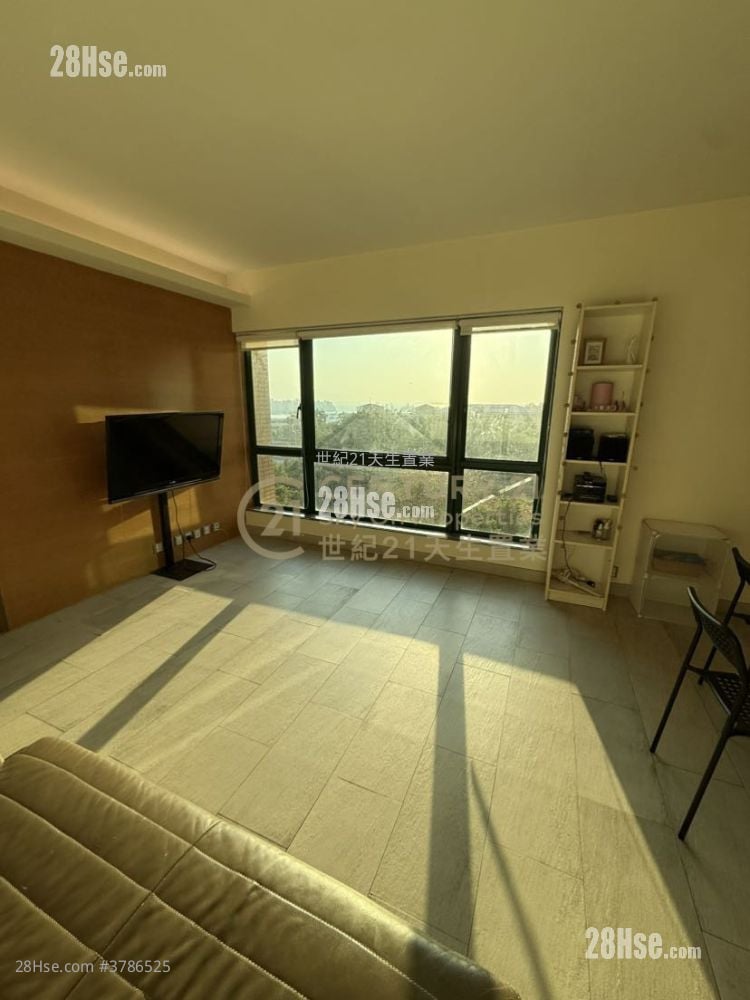 爱琴海岸 售盘 4 房 , 2 浴室 811 平方尺