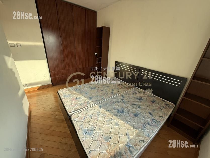 爱琴海岸 售盘 4 房 , 2 浴室 811 平方尺