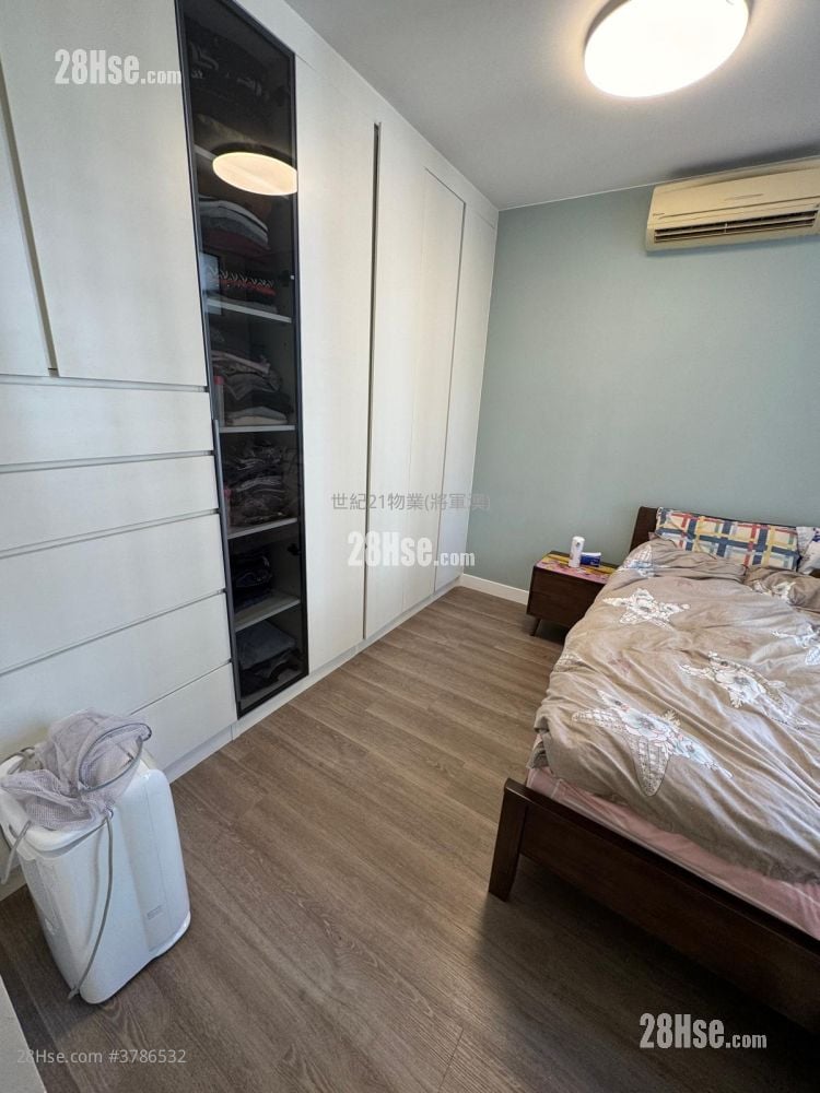 Choi Ming Court Sell 2 Bedrooms , 1 Bathroom 650 ft²