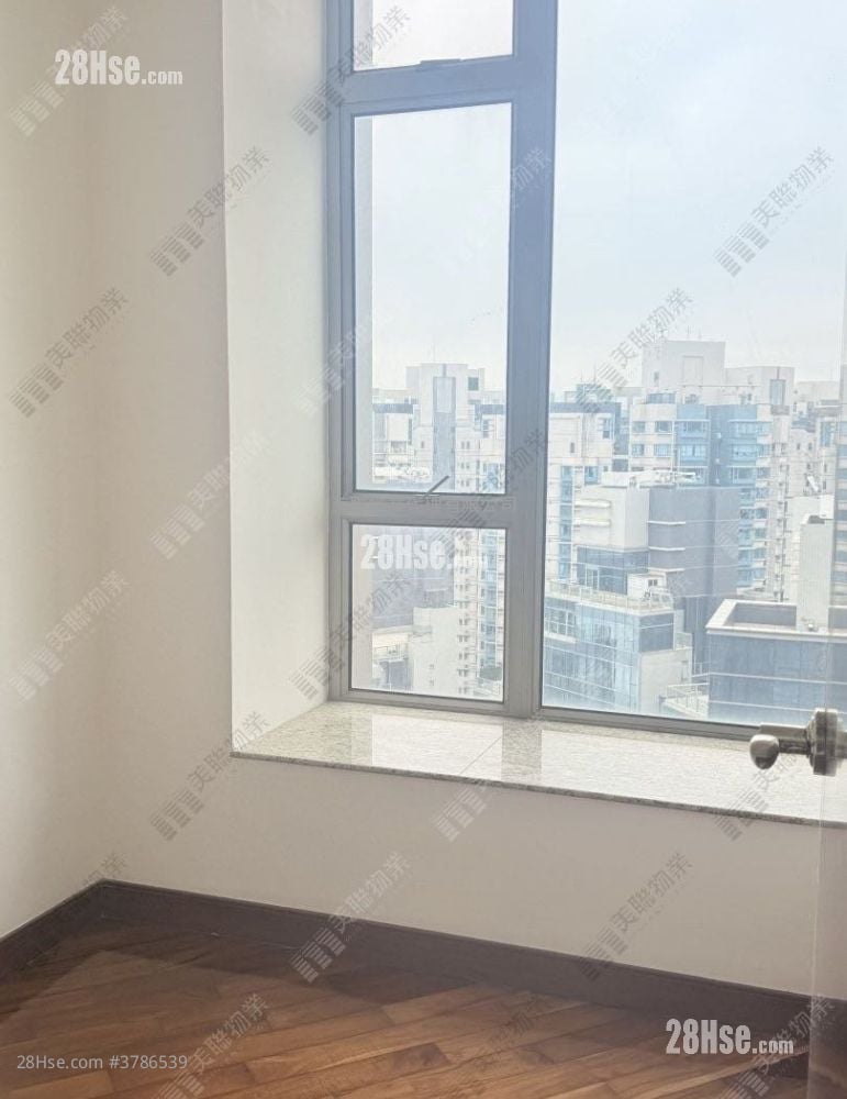 One Silversea Sell 3 Bedrooms 665 ft²