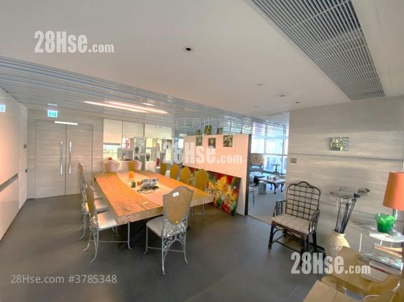 Fanling Commercial Centre Sell 5+ Bedrooms , 5+ Toilets