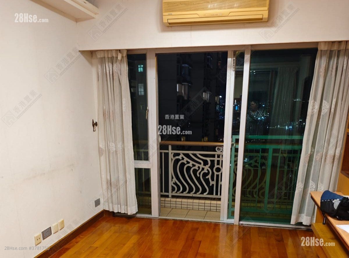 傲云峰 售盘 3 房 , 2 浴室 691 平方尺