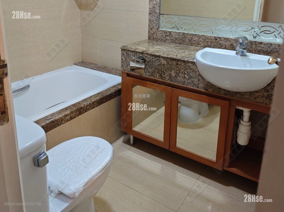 傲云峰 售盘 3 房 , 2 浴室 691 平方尺