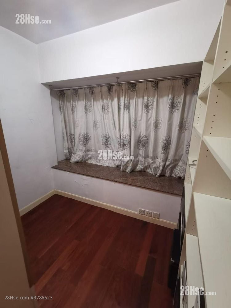 嘉湖山庄 售盘 2 房 , 1 浴室 448 平方尺