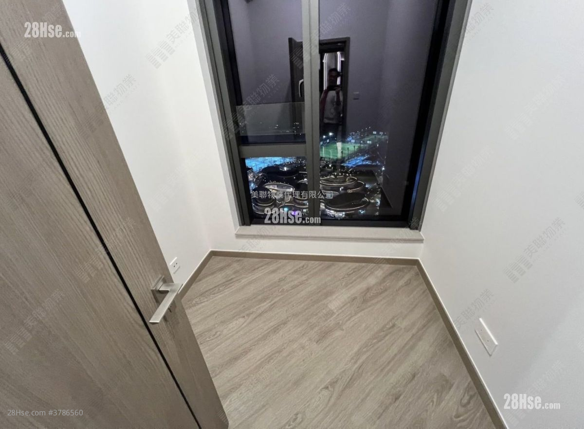 Sierra Sea Sell 2 Bedrooms 443 ft²