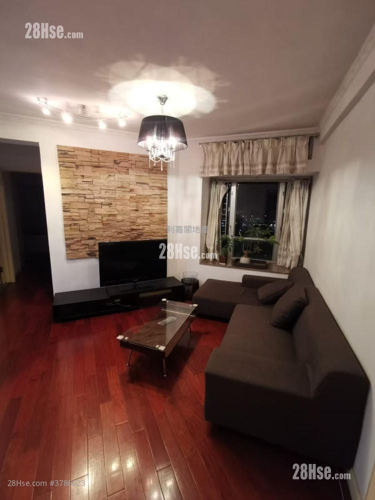 嘉湖山庄 售盘 2 房 , 1 浴室 448 平方尺