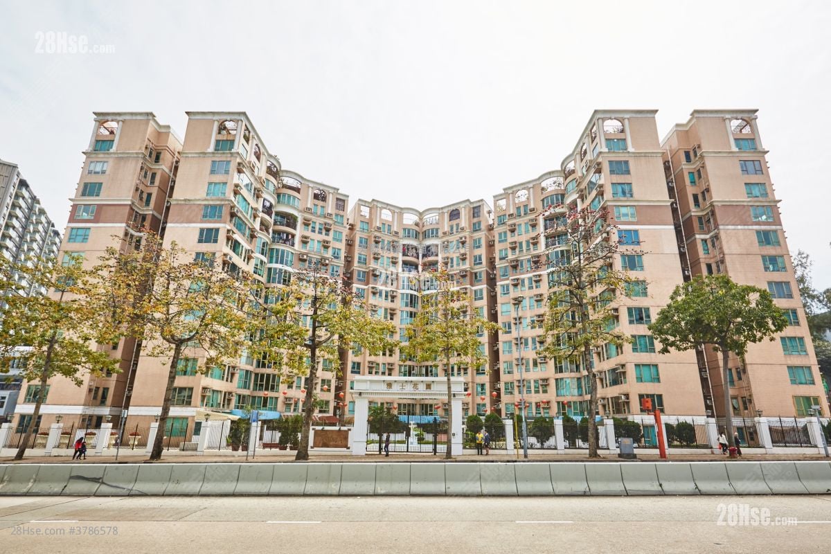 雅士花园 售盘 3 房 , 3 浴室 924 平方尺