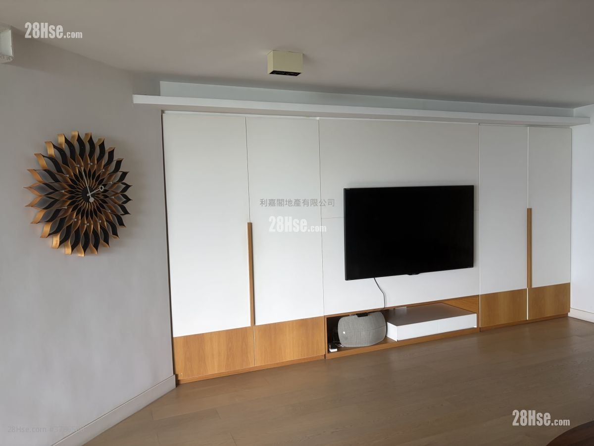 Taikoo Shing Sell 3 Bedrooms 1,114 ft²