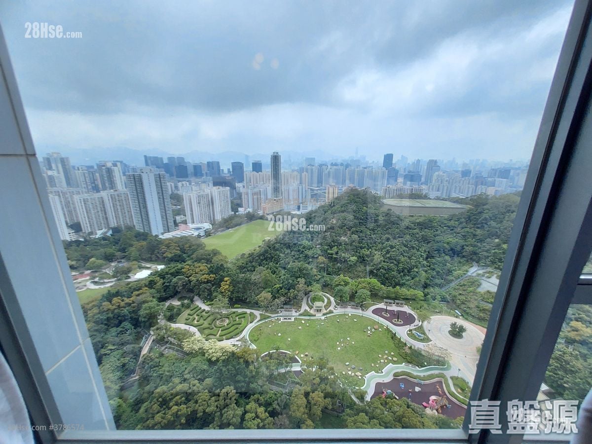 Aria Sell 4 Bedrooms 1,230 ft²