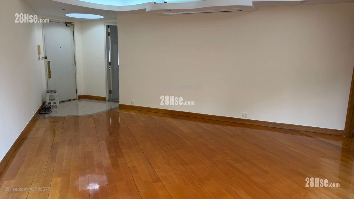 悠然山庄 售盘 3 房 914 平方尺