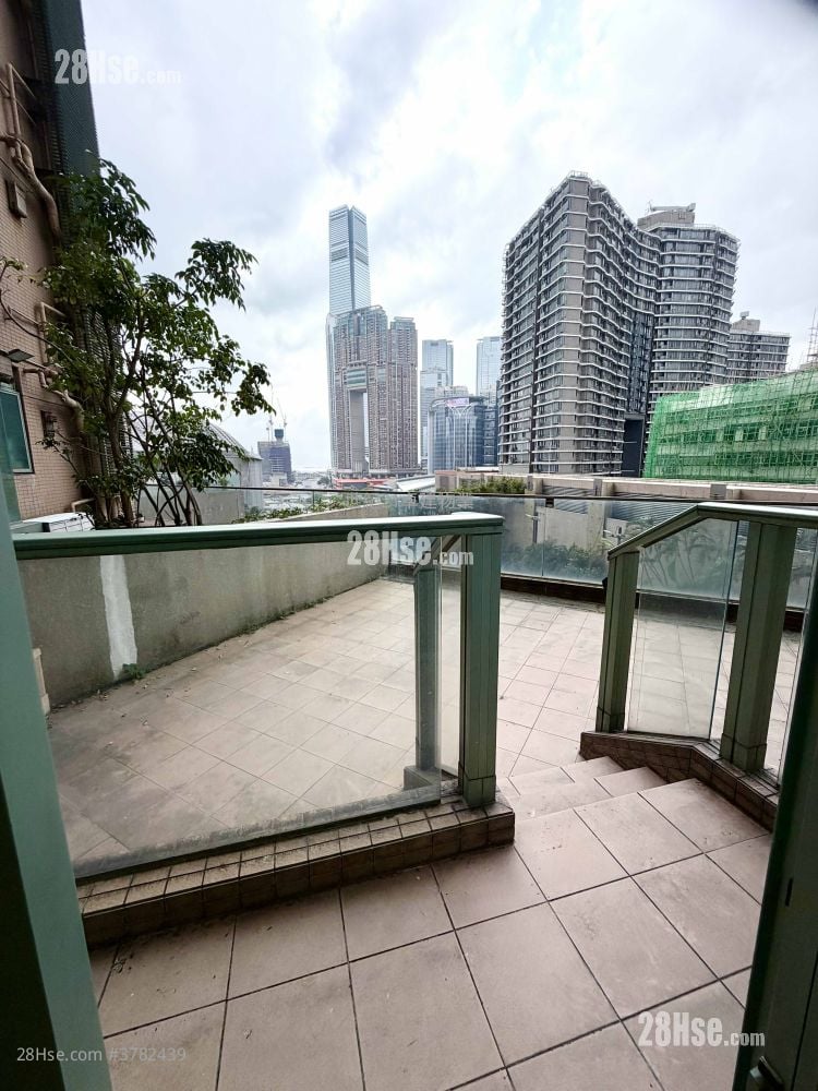 港景峰 售盘 2 房 , 1 浴室 457 平方尺