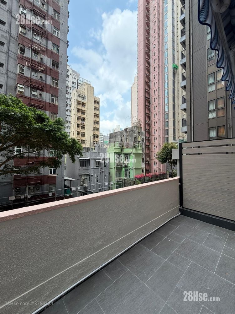 Wah Fai Court Sell Studio , 1 Bathroom 307 ft²