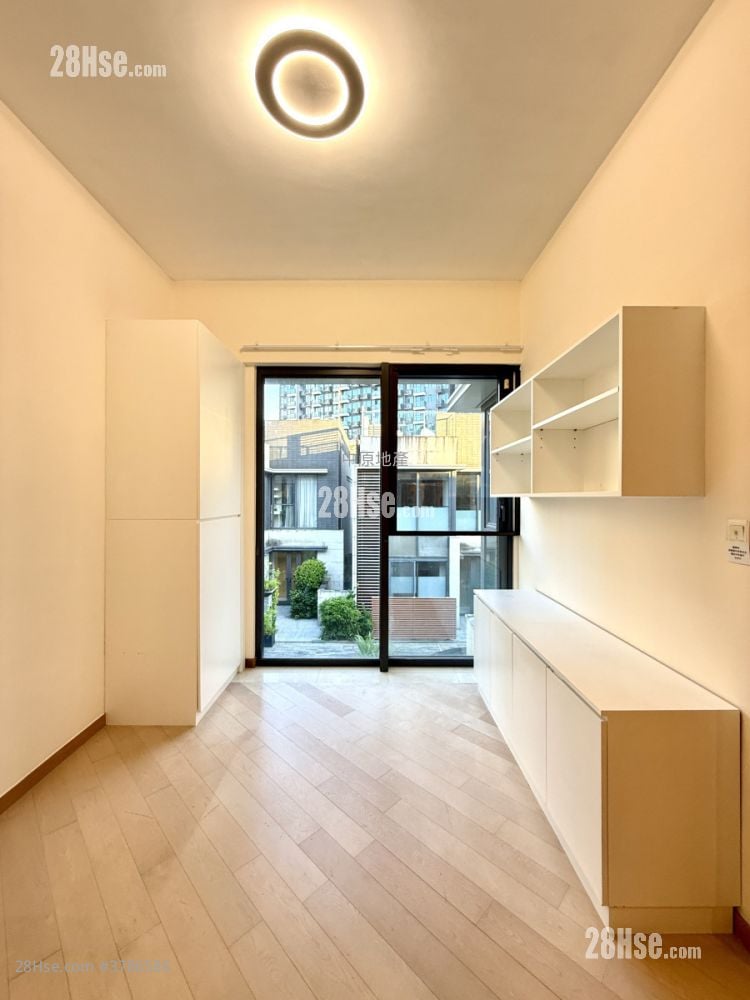 Avignon Rental 2,543 ft²