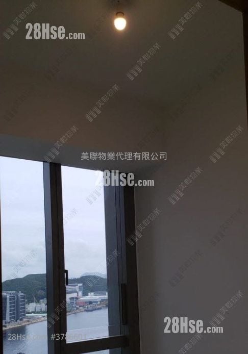 Marini Sell 3 Bedrooms , 2 Bathrooms 545 ft²