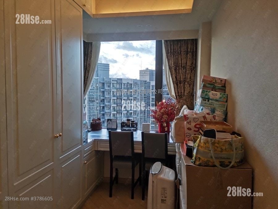 The Visionary Sell 3 Bedrooms , 2 Bathrooms 1,034 ft²