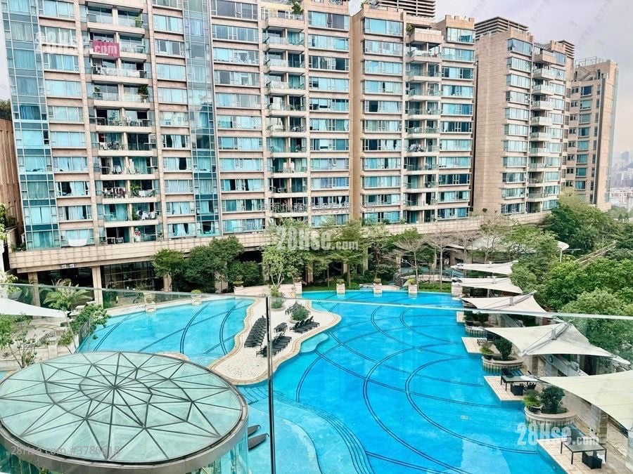 毕架山峰 售盘 4 房 2,638 平方尺