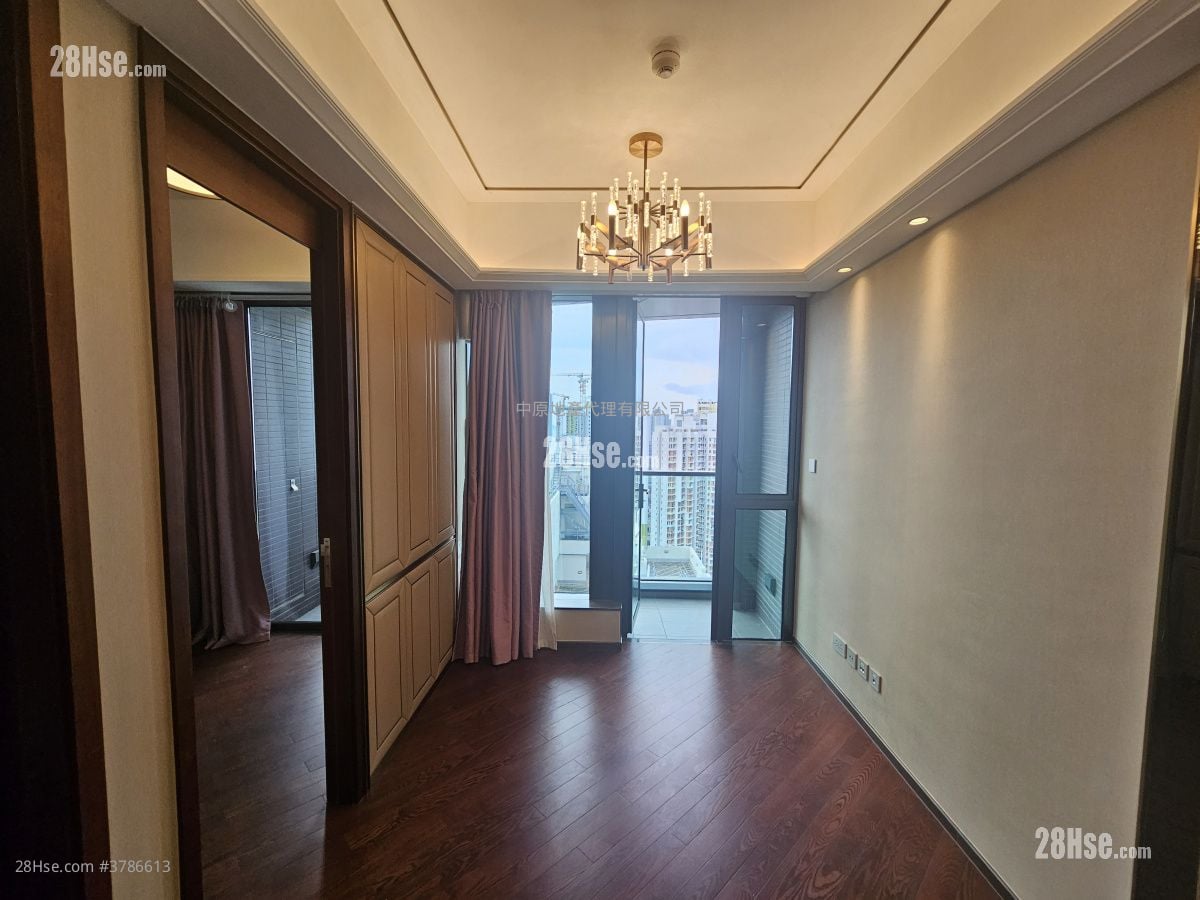 The Vertex Sell 1 Bedroom , 1 Bathroom 319 ft²