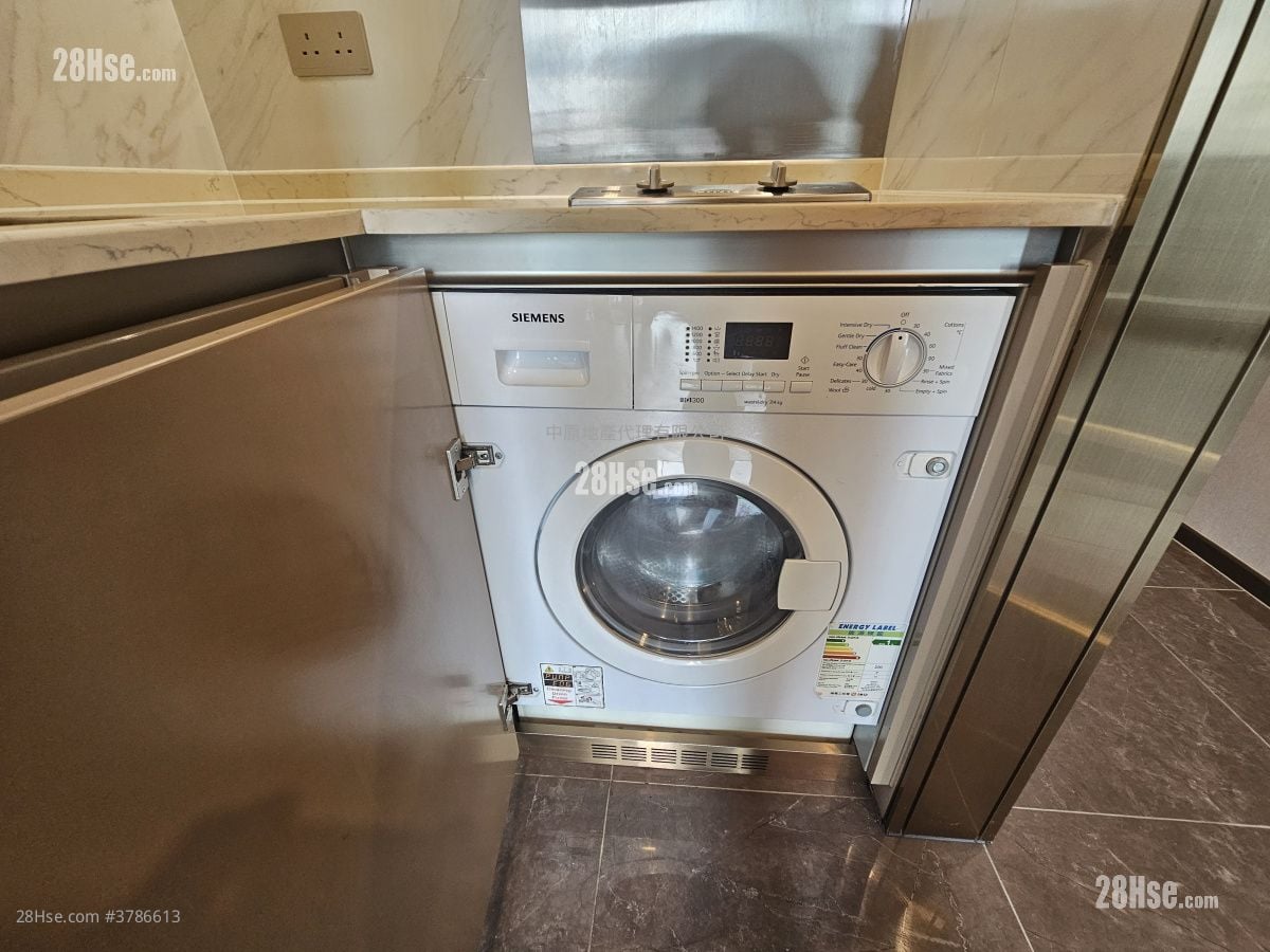 The Vertex Sell 1 Bedroom , 1 Bathroom 319 ft²