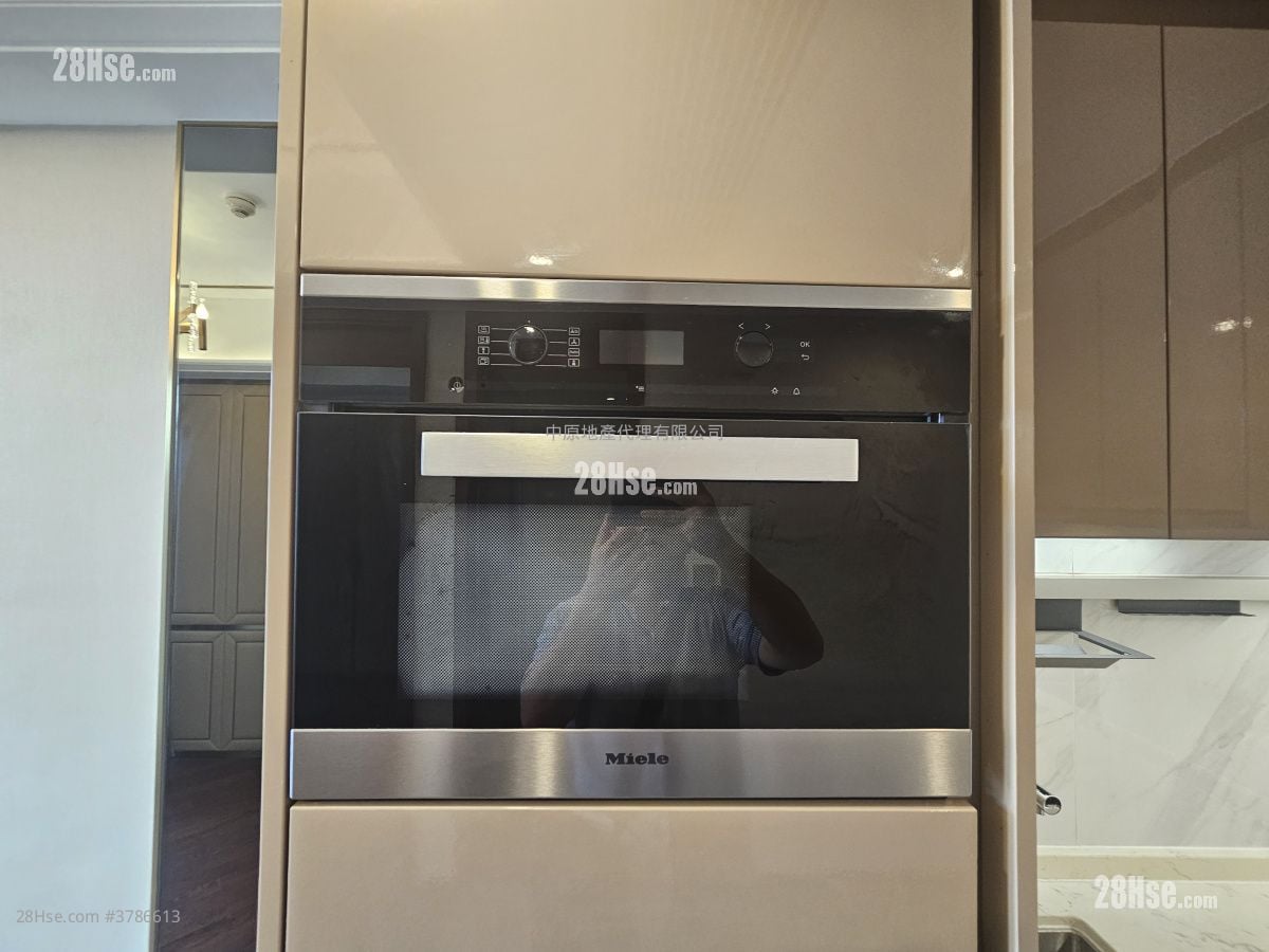 The Vertex Sell 1 Bedroom , 1 Bathroom 319 ft²