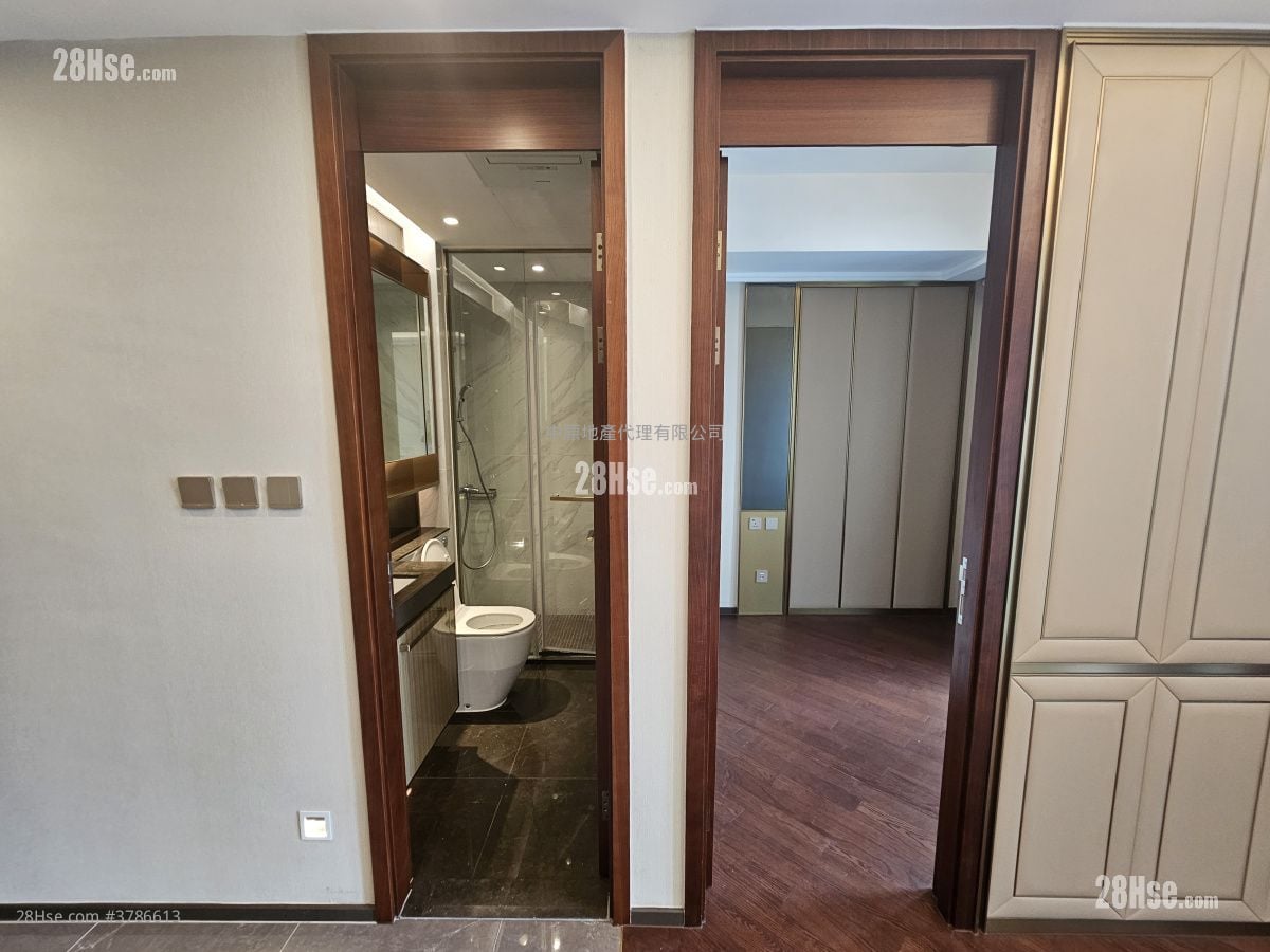 The Vertex Sell 1 Bedroom , 1 Bathroom 319 ft²