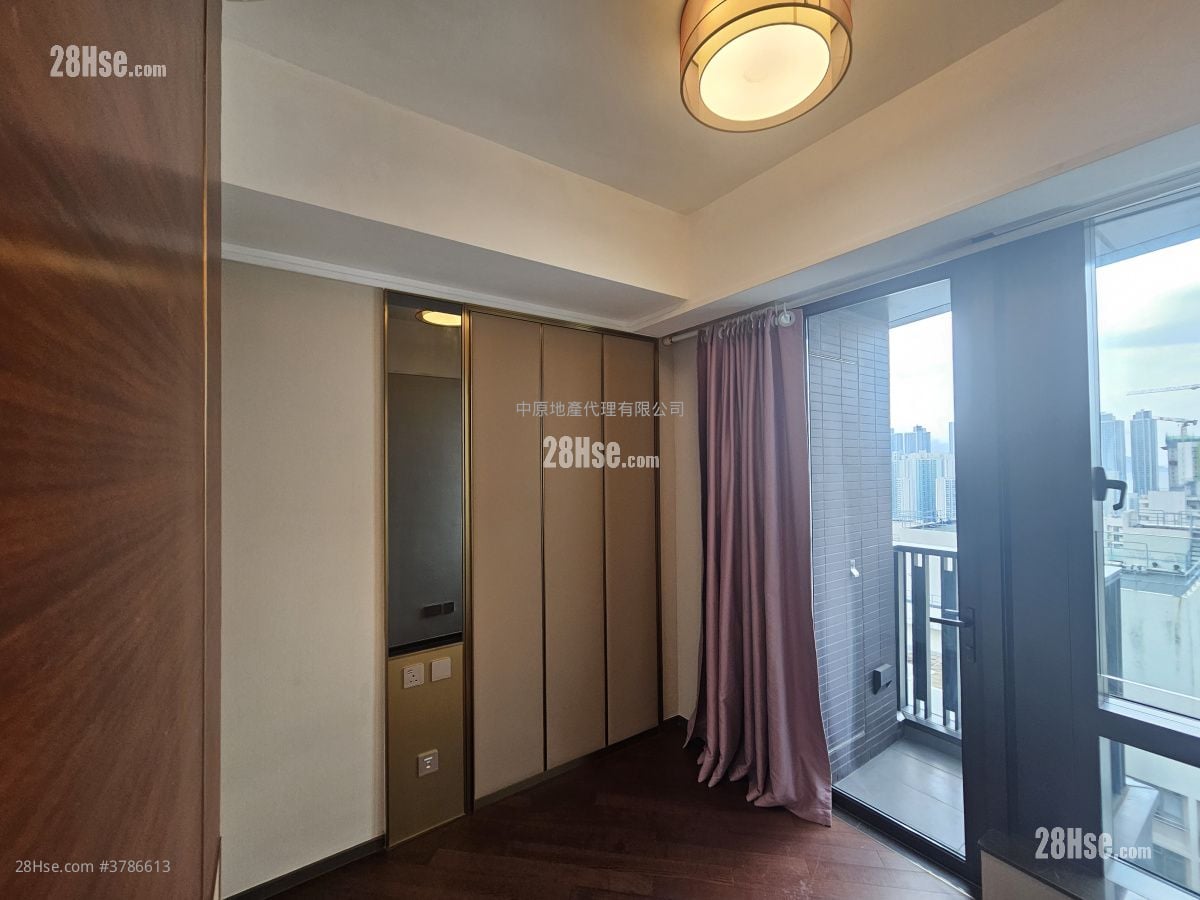 The Vertex Sell 1 Bedroom , 1 Bathroom 319 ft²