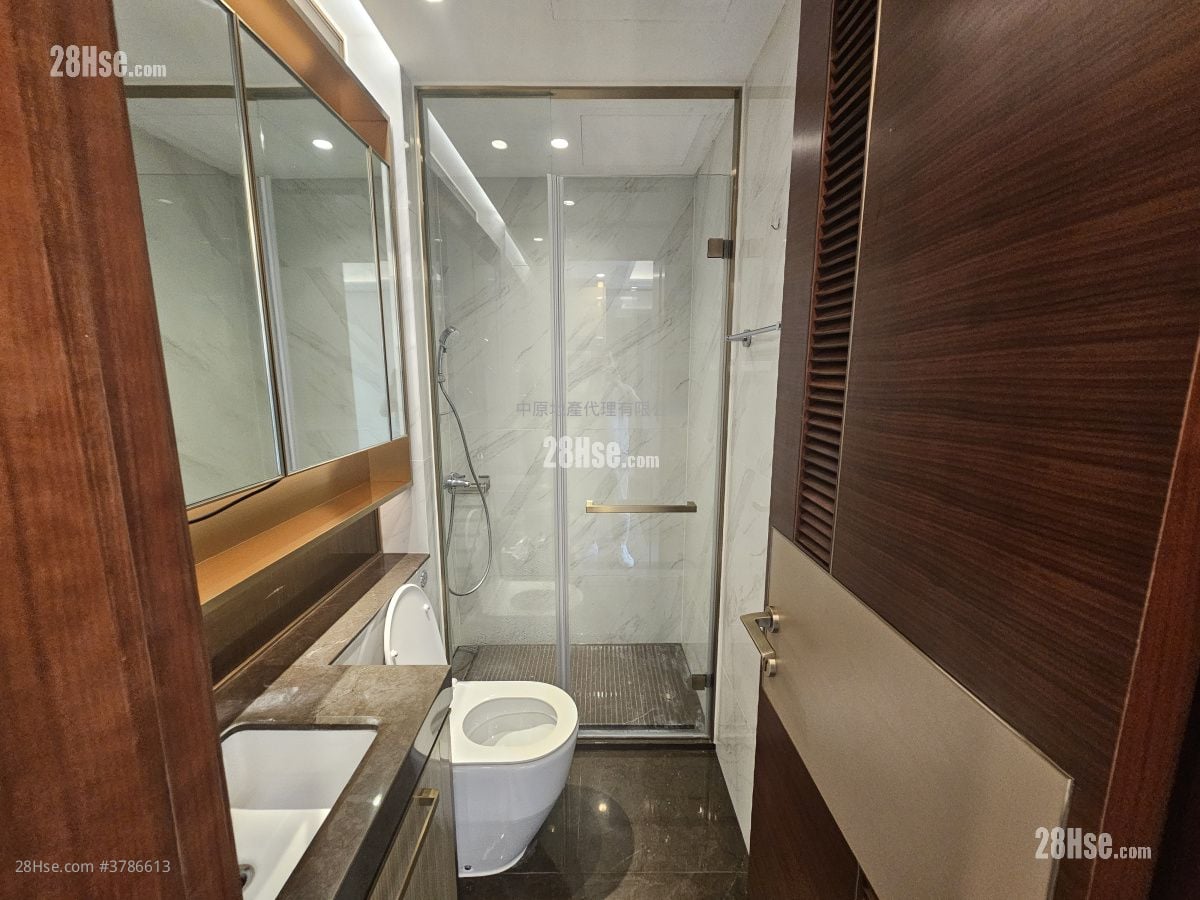 The Vertex Sell 1 Bedroom , 1 Bathroom 319 ft²