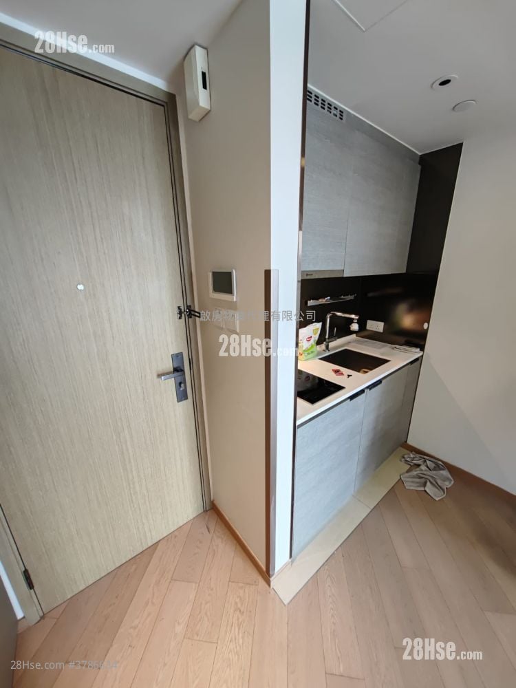 Upper East Rental 1 Bedroom , 1 Bathroom 351 ft²