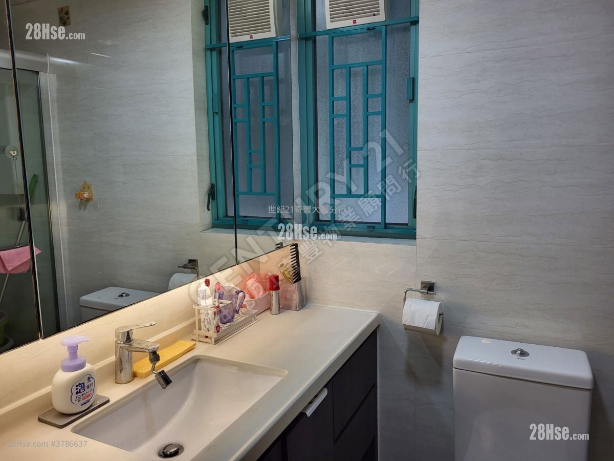 Monte Vista Sell 3 Bedrooms , 3 Bathrooms 858 ft²