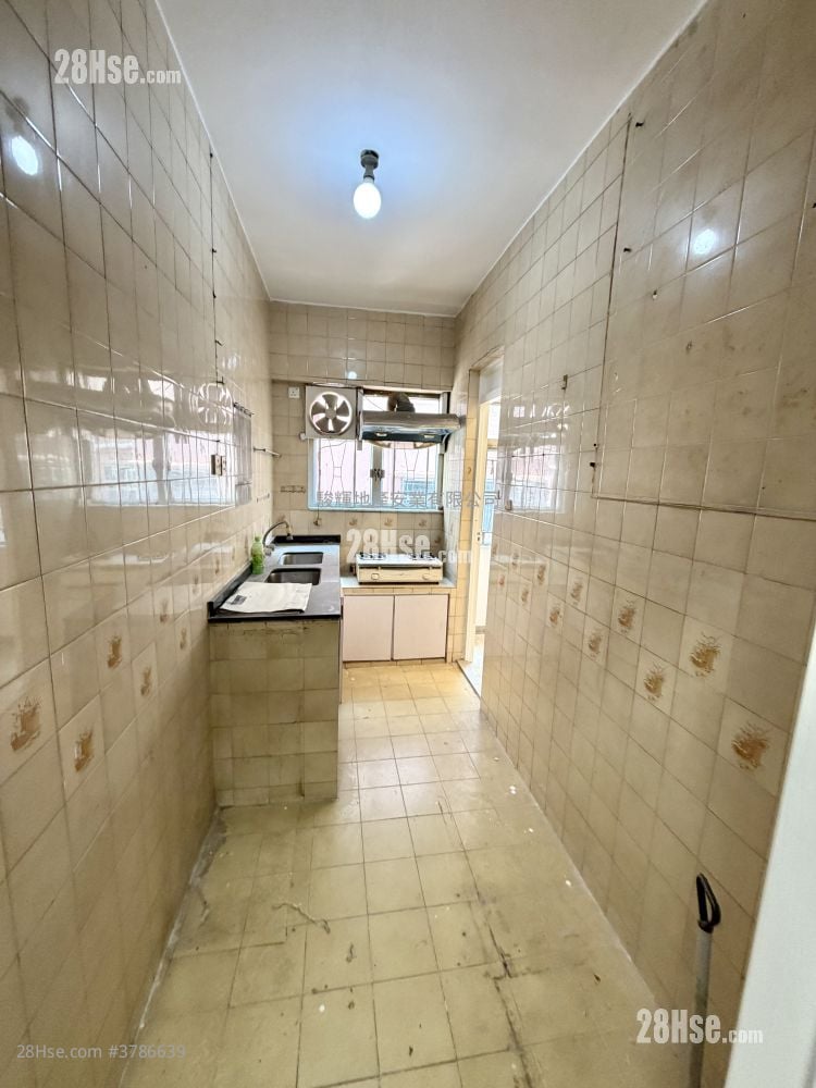 La Belle Mansion Sell 3 Bedrooms , 2 Bathrooms 1,184 ft²