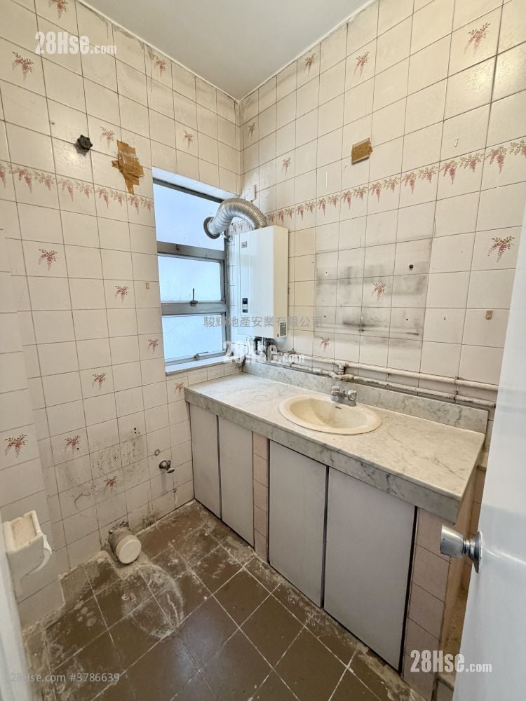 La Belle Mansion Sell 3 Bedrooms , 2 Bathrooms 1,184 ft²