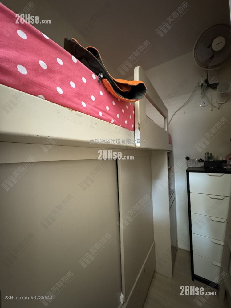 又一居 售盘 3 房 674 平方尺