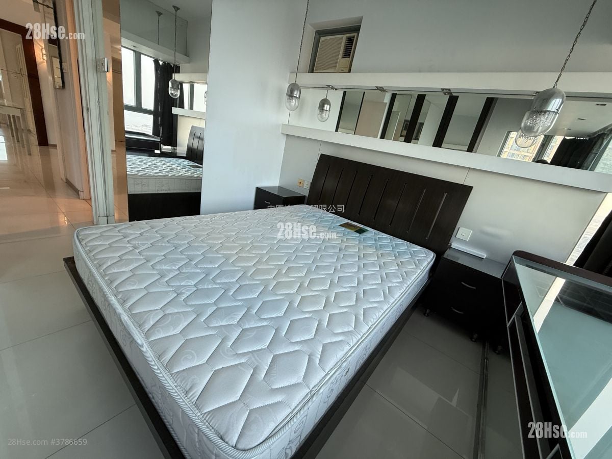 Seaview Crescent Sell 2 Bedrooms , 1 Bathroom 579 ft²