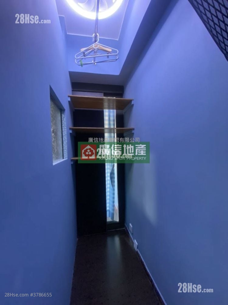 金华大厦 租盘 2 房 , 1 浴室 347 平方尺