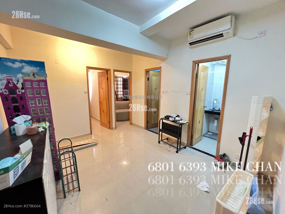 Tai Wah House Sell 2 Bedrooms , 1 Bathroom 350 ft²