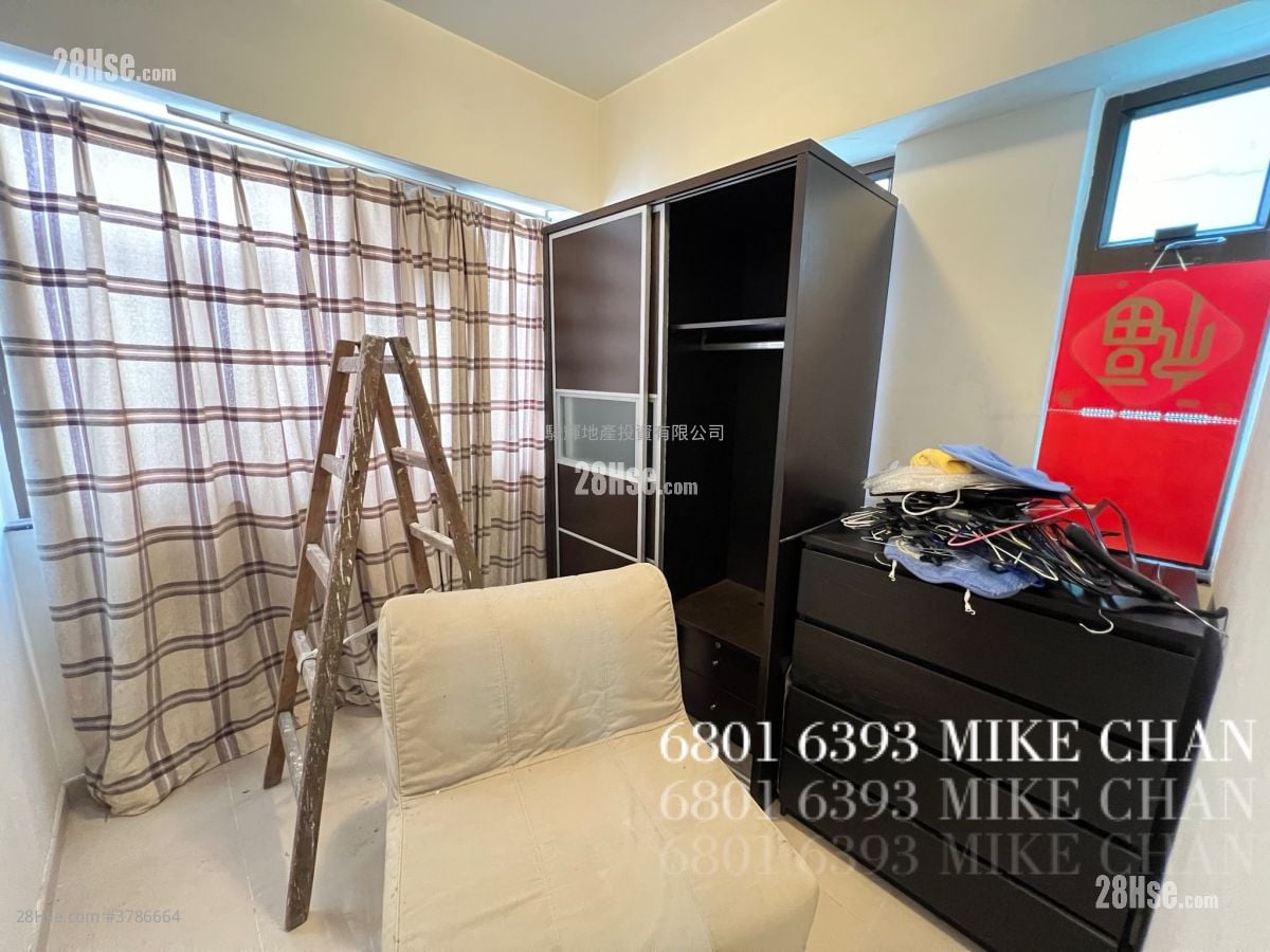 Tai Wah House Sell 2 Bedrooms , 1 Bathroom 350 ft²