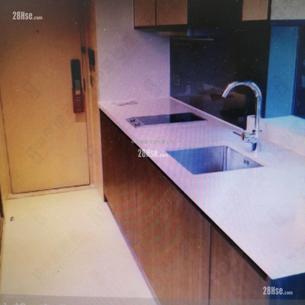 Eltanin Square Mile Sell Studio 203 ft²