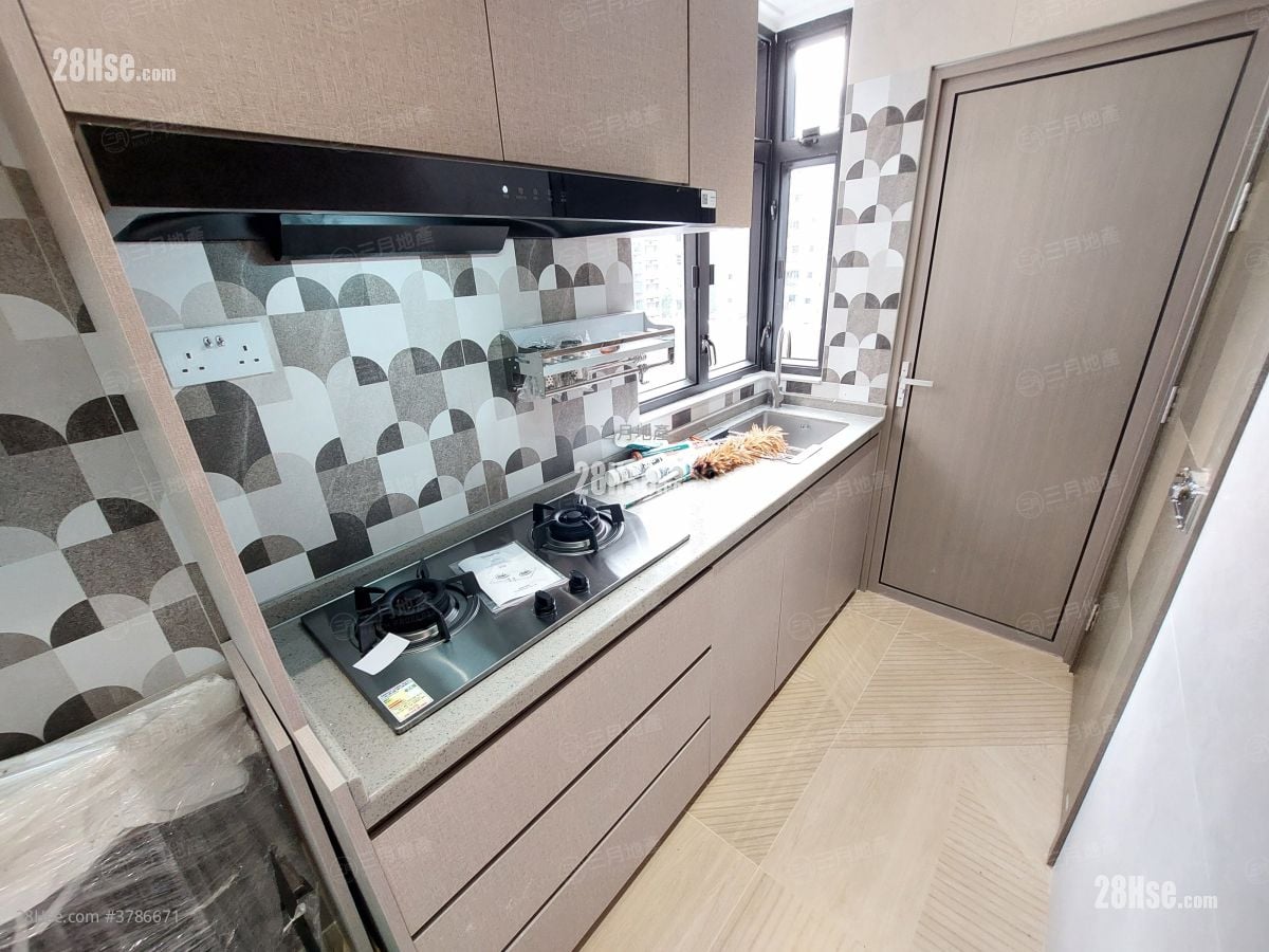 仁俊大厦 租盘 3 房 , 1 浴室 446 平方尺