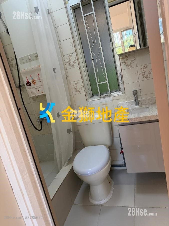 Golden Lion Garden Sell 2 Bedrooms , 1 Bathroom 260 ft²