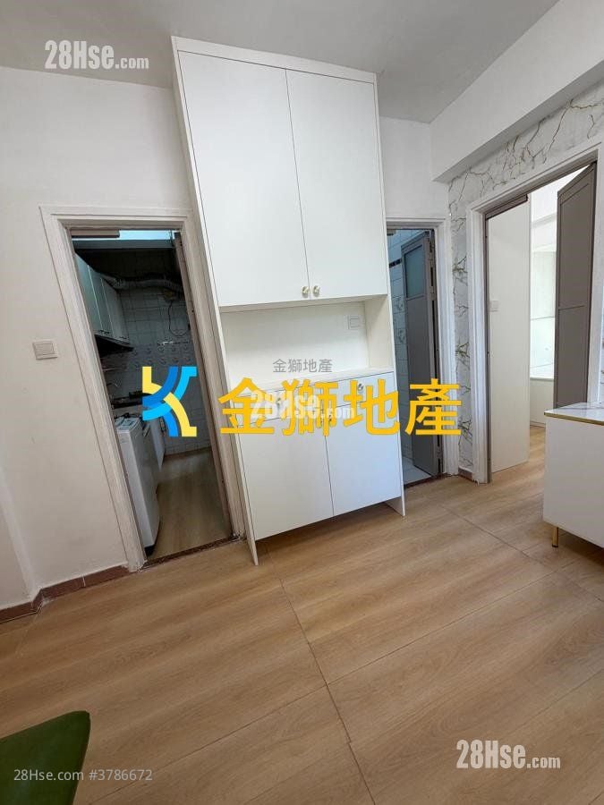 Golden Lion Garden Sell 2 Bedrooms , 1 Bathroom 260 ft²